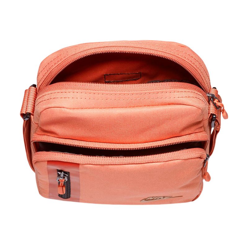 Bolsa-Nike-Tech-Small-Items-Rosa-4