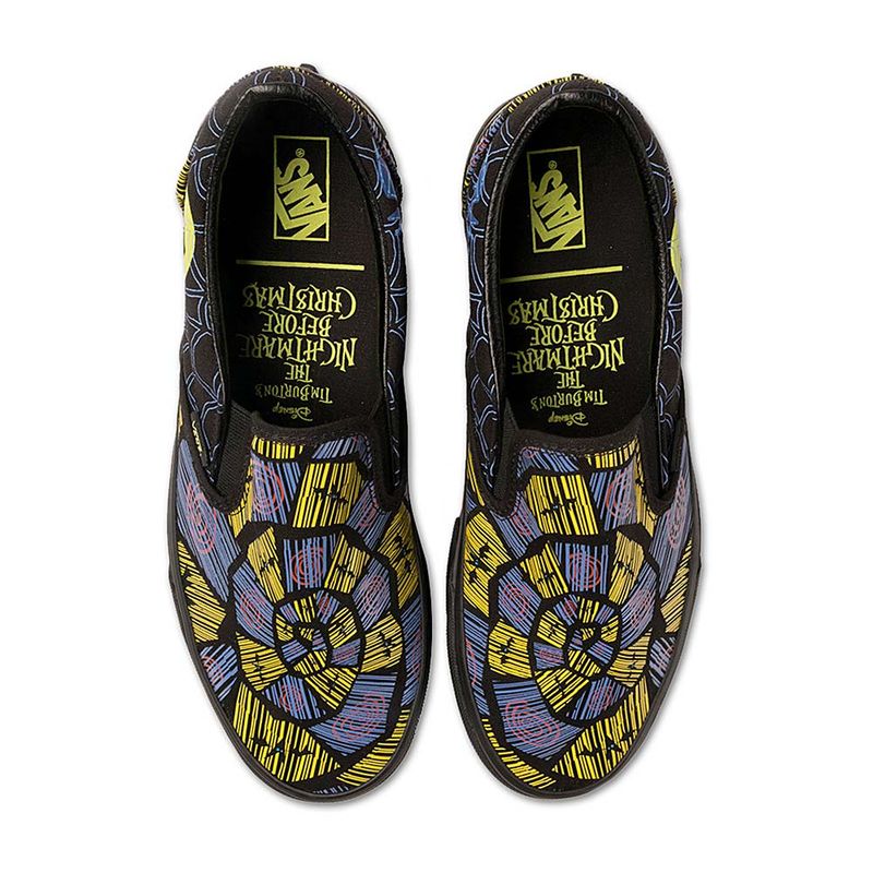 Tenis-Vans-X-Disney-Classic-Slip-On-Multicolor-4