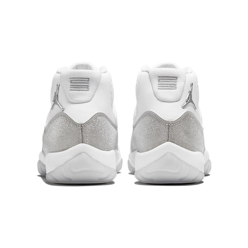 Tenis-Air-Jordan-11-Retro-Feminino-Branco-6