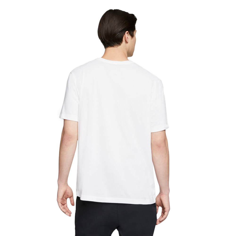 Camiseta-Nike-Tee-Biggie-Masculina-Branca-2