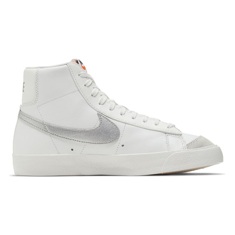 Tenis-Nike-Blazer-Mid-77-Feminino-Branco-3