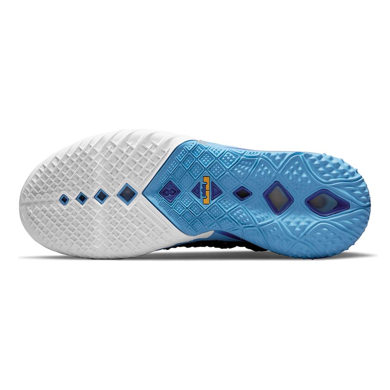Tenis-Nike-LeBron-XVIII-Multicolor-2