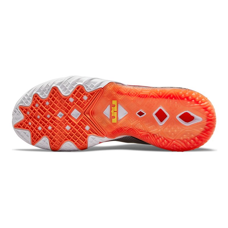 Tenis-Nike-Lebron-XVIII-Low-Multicolor-2