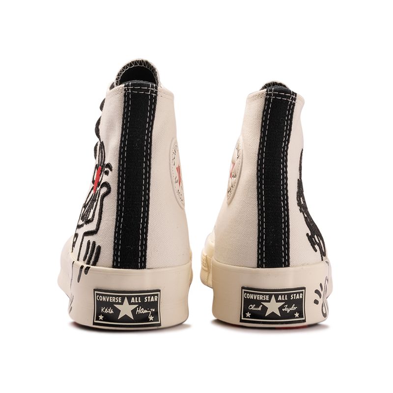 Tenis-Converse-Chuck-70-X-Keith-Haring-Bege