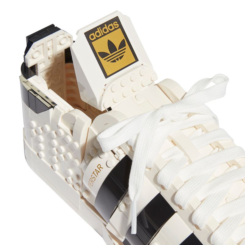LEGO-x-adidas-Originals-Superstar-Branco-6