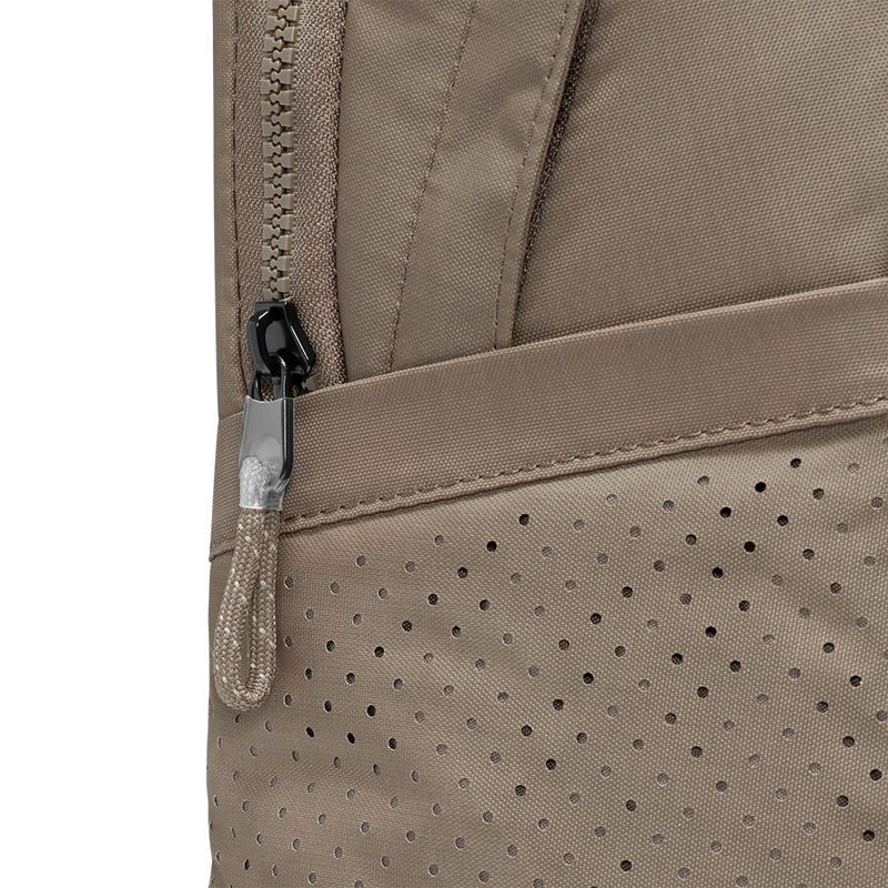 Mochila-Nike-Essentials-Cinza-4