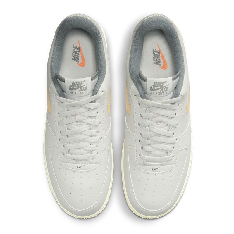 Tenis-Nike-Air-Force-1-07-LX-VTG-Masculino-Branco-4