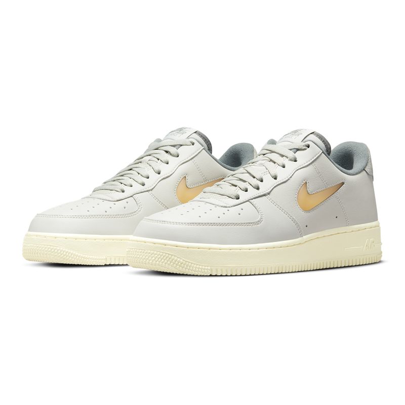 Tenis-Nike-Air-Force-1-07-LX-VTG-Masculino-Branco-5