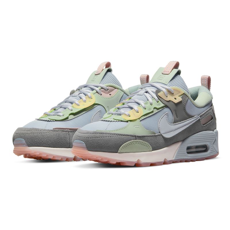 Tenis-Nike-Air-Max-90-Futura-Feminino