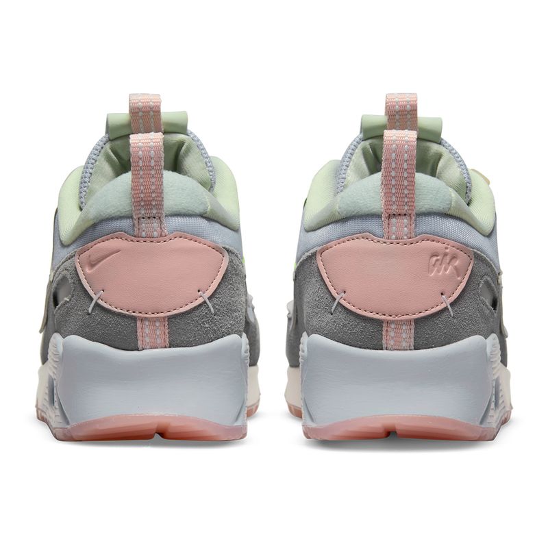 Tenis-Nike-Air-Max-90-Futura-Feminino