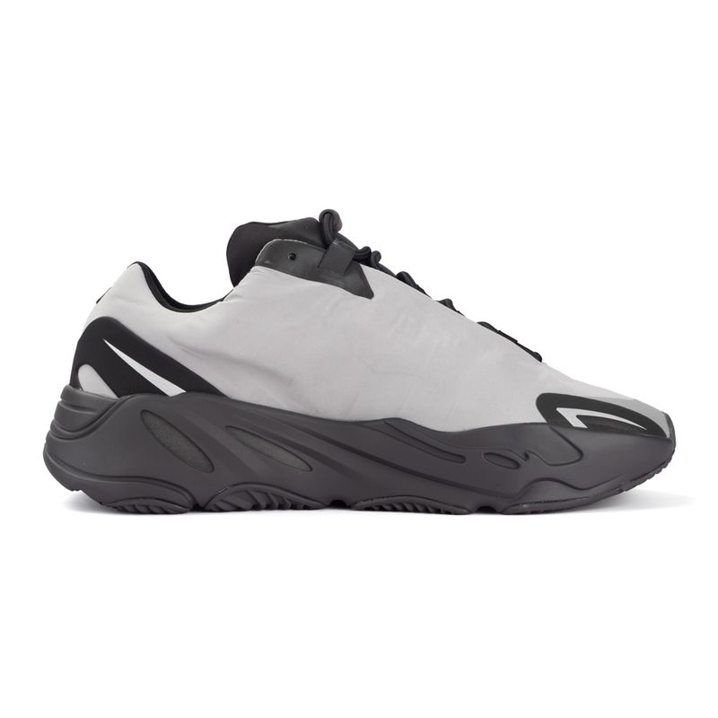 Tenis-adidas-Yeezy-Boost-700-MNVN