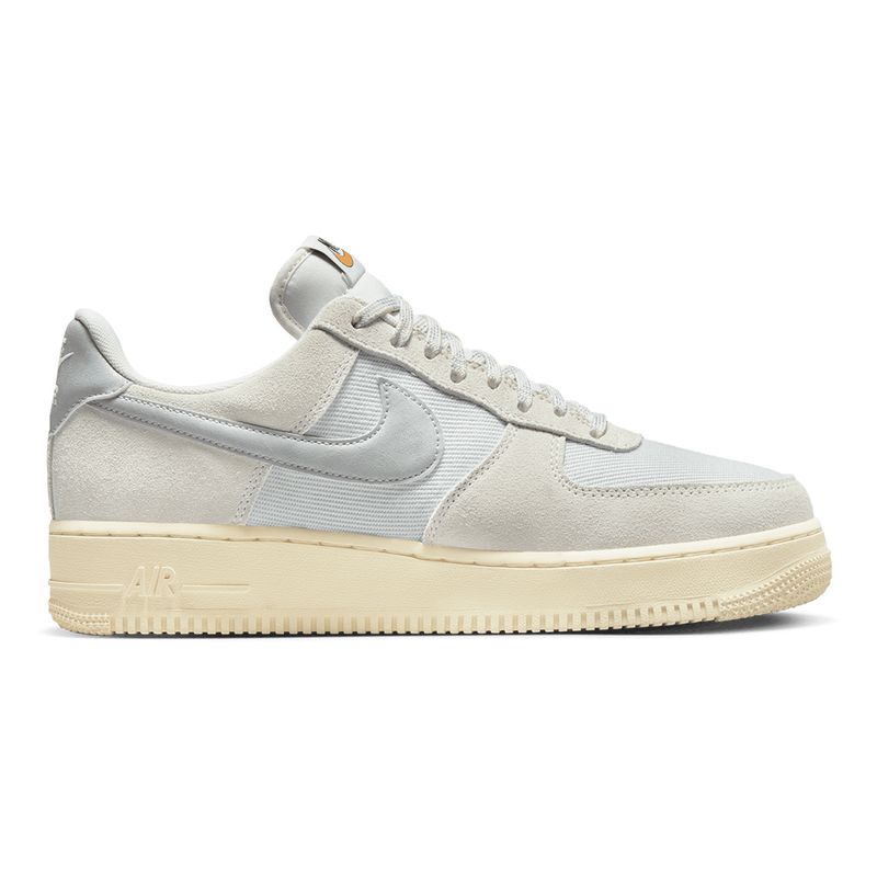 Tenis-Nike-Air-Force-1-07-Lv8-Vntg-Masculino-Branco-3