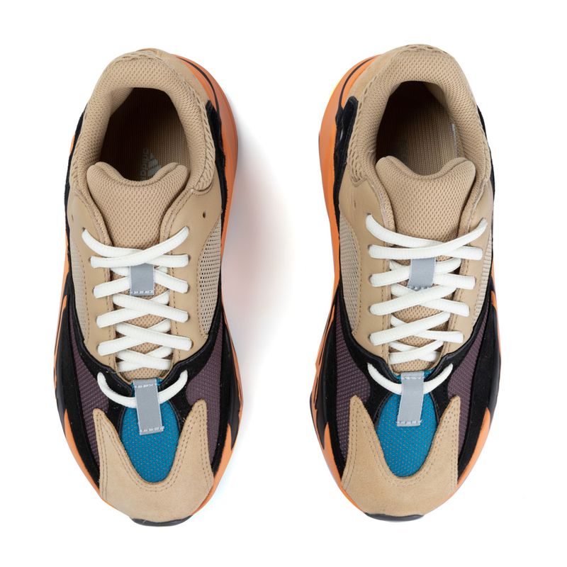 Tenis-adidas-Yeezy-Boost-700