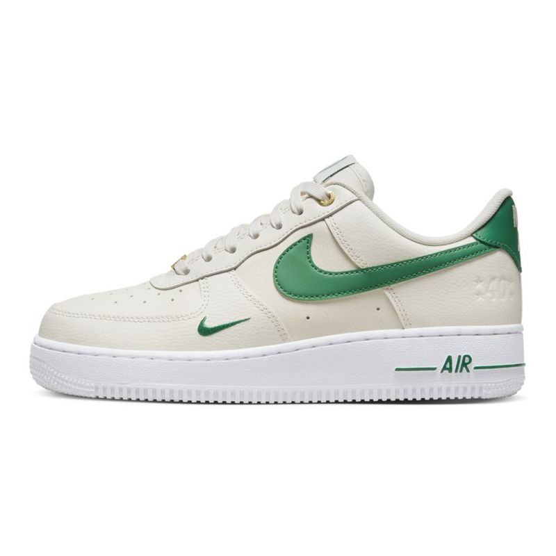 Tenis-Nike-Air-Force-1--07-SE-XCat-Feminino