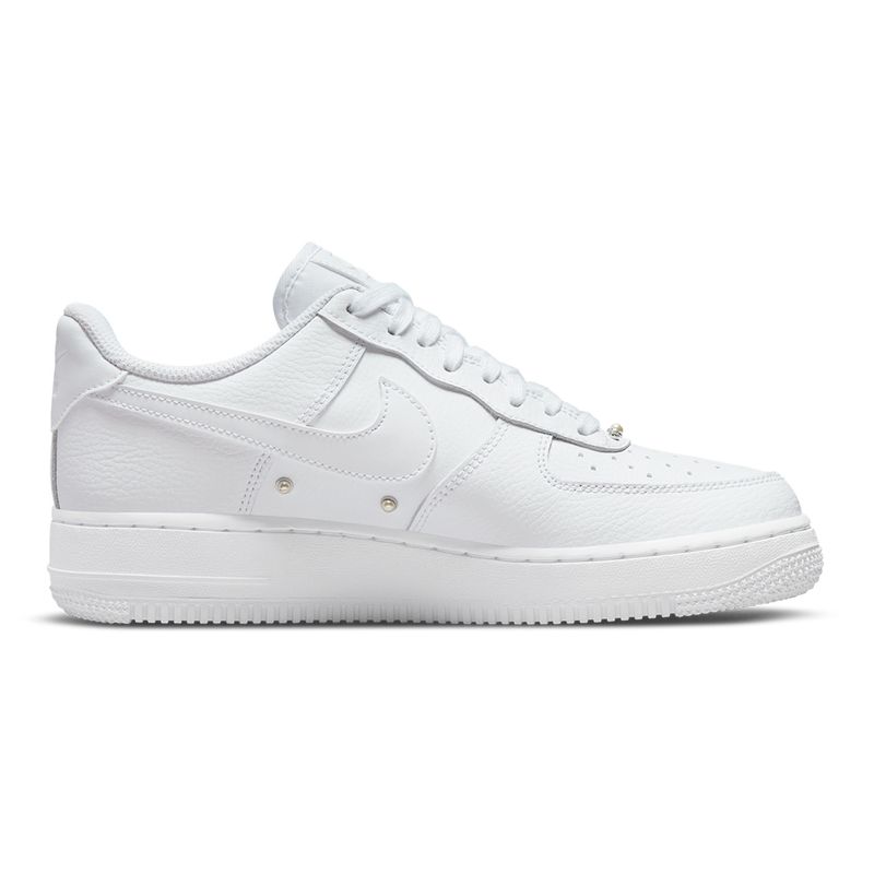 Tenis-Nike-Air-Force-1--07-SE-Feminino