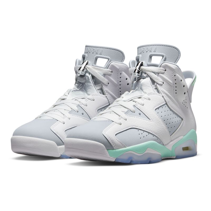 Tenis-Air-Jordan-6-Retro-Feminino