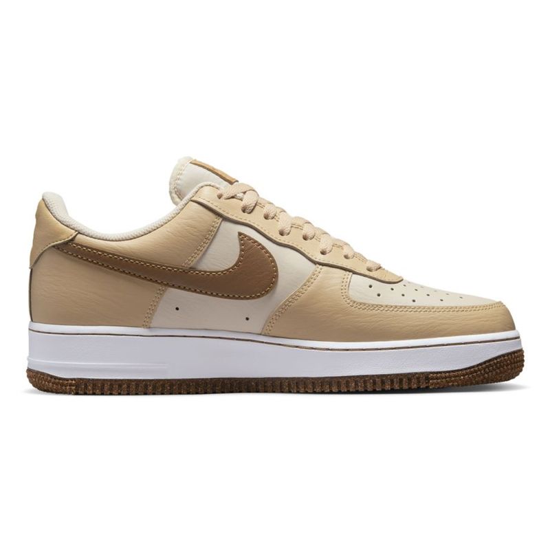 Tenis-Nike-Air-Force-1--07-LV8-Emb-Masculino