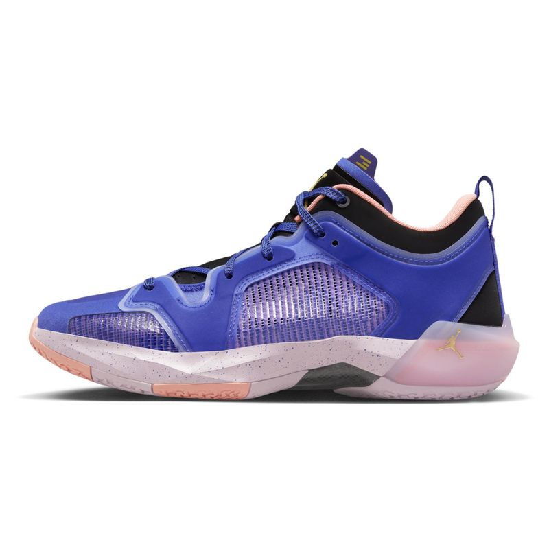 Tenis-Air-Jordan-XXXVII-Low-Masculino