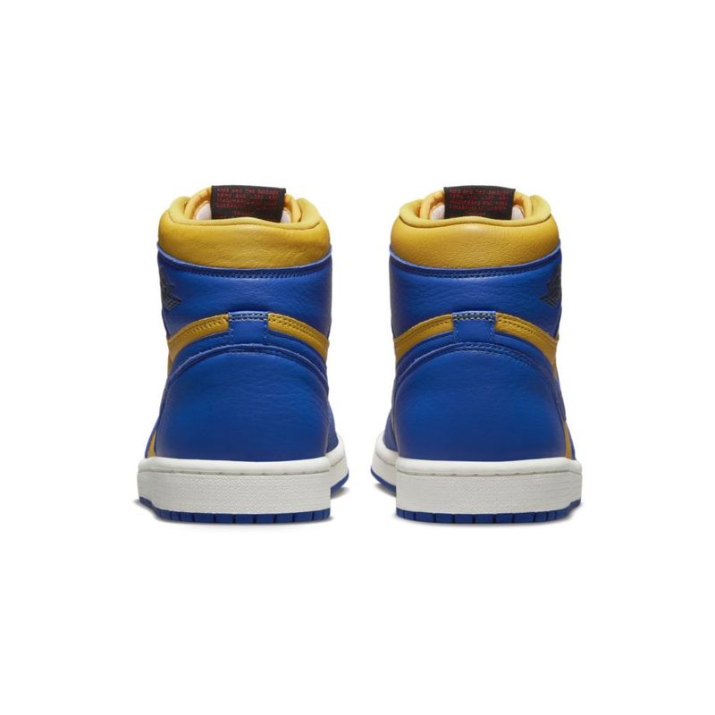 Tenis-Air-Jordan-1-Retro-Hi-Feminino