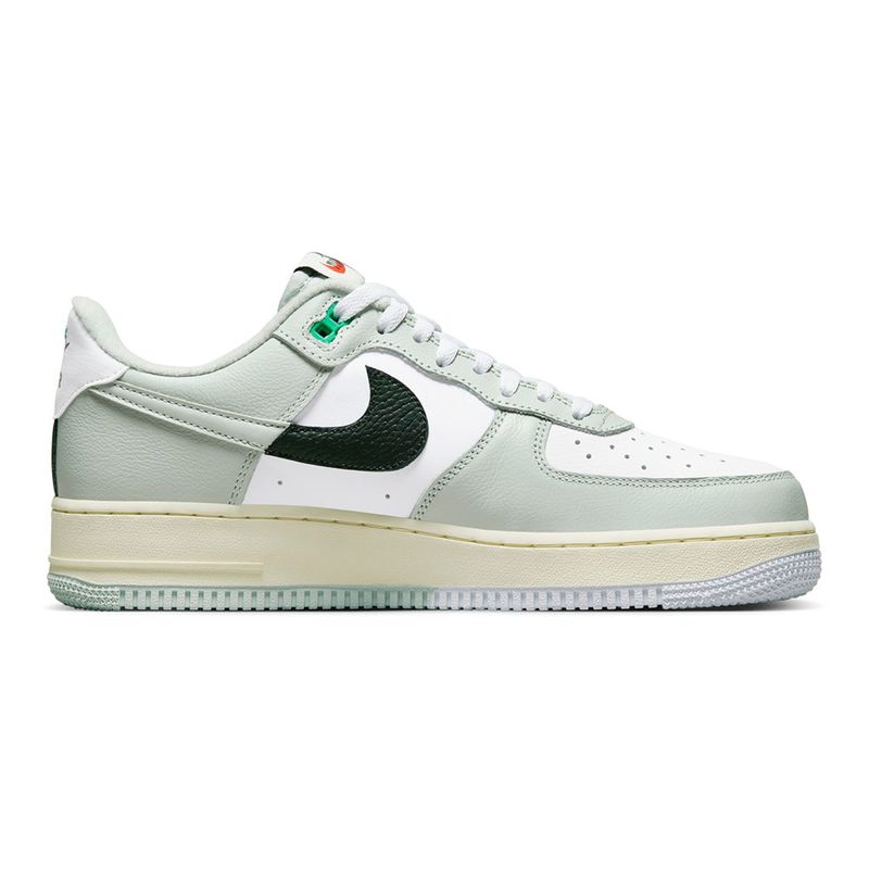 Tenis-Nike-Air-Force-1--07-LV8-Masculino