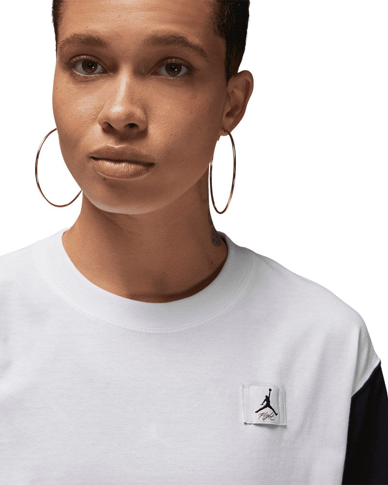 Camiseta-Jordan-Essentials-Feminina