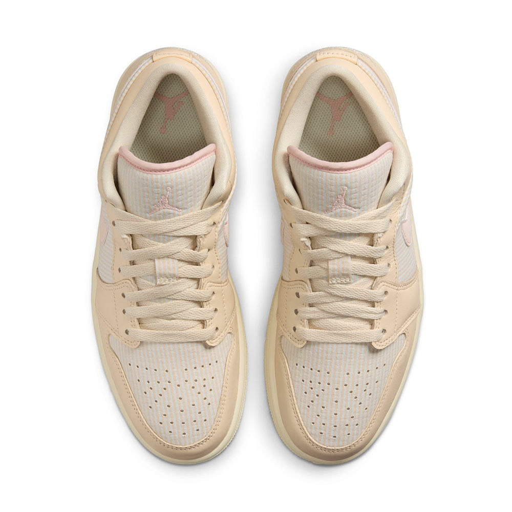 Tenis-Air-Jordan-1-Low-Se-V2-Feminino