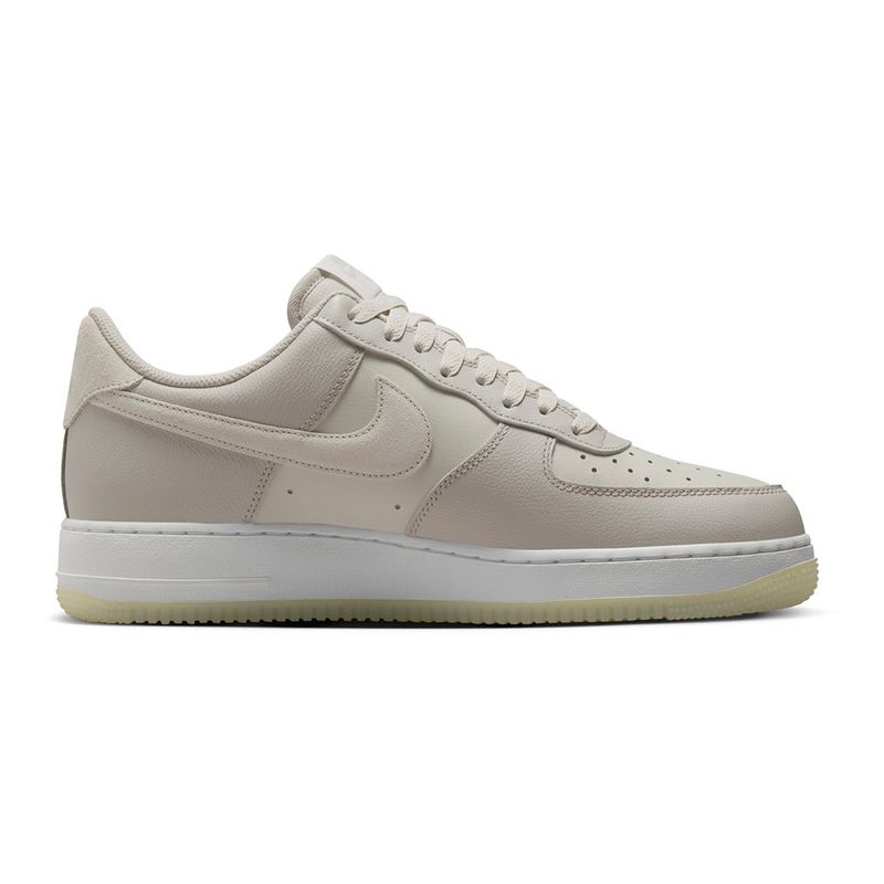 Tenis-Nike-Air-Force-1-07-LV8-Masculino