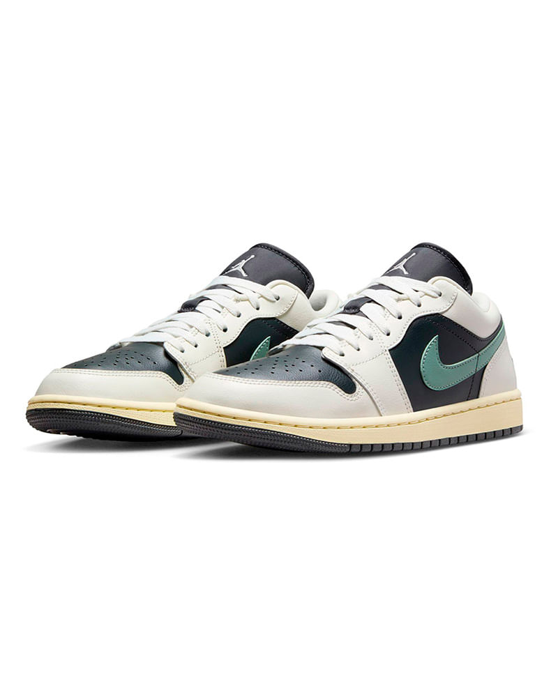 Tenis-Air-Jordan-1-Low-Feminino