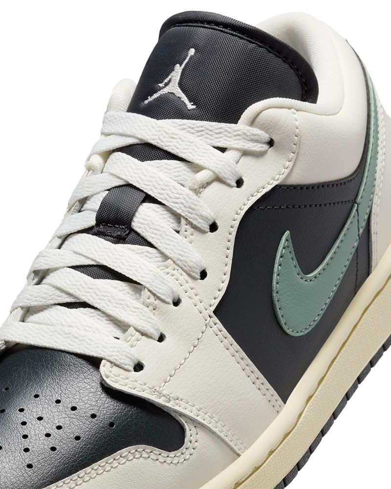 Tenis-Air-Jordan-1-Low-Feminino