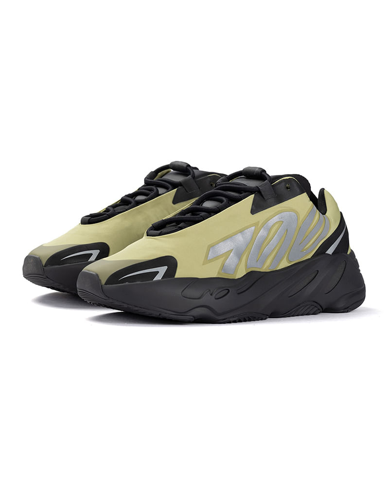 Tenis-adidas-Yeezy-700-MNVN