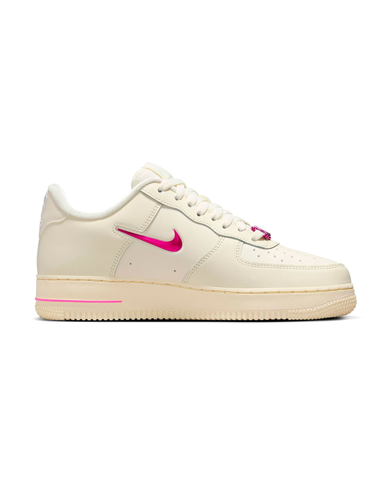 Tenis-Nike-Air-Force-1--07-SE-Feminino