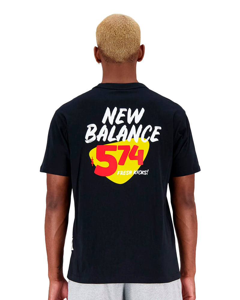 Camiseta-New-Balance-Essentials-574-Masculina