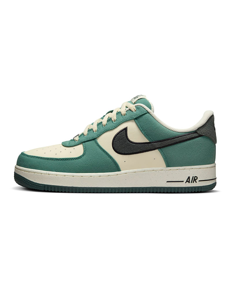 Tenis-Nike-Air-Force-1--07-LV8-Masculino