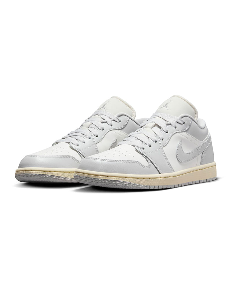 Tenis-Air-Jordan-1-Low-Feminino