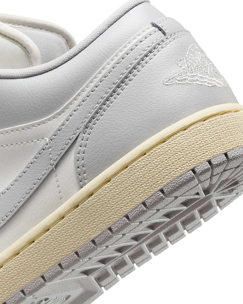 Tenis-Air-Jordan-1-Low-Feminino