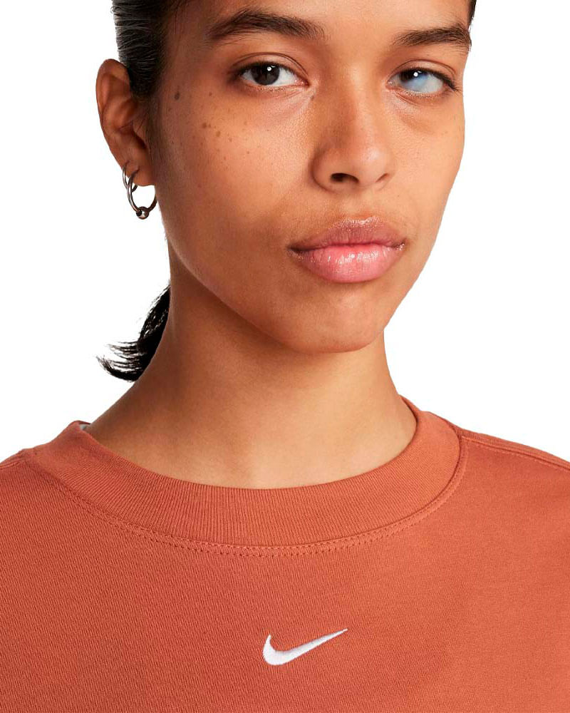 Camiseta-Nike-Essentials-Feminina