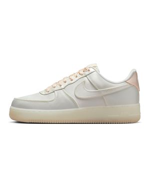 Tênis Nike Air Force 1 07 Feminino