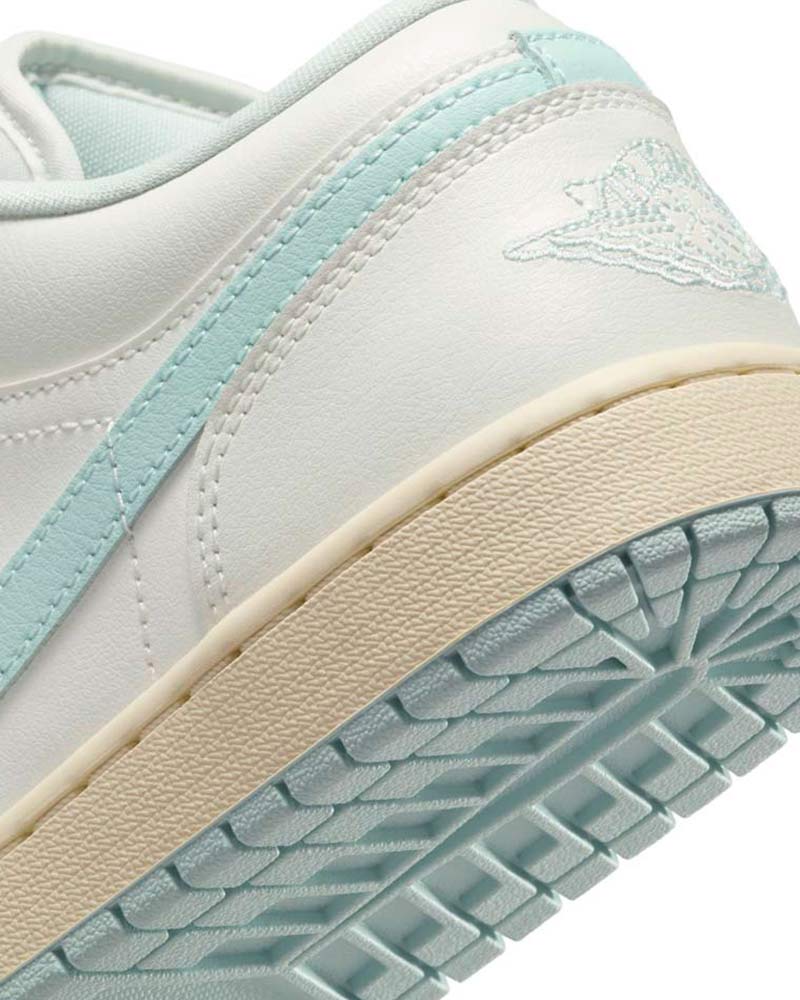 Tênis Air Jordan 1 Low Feminino