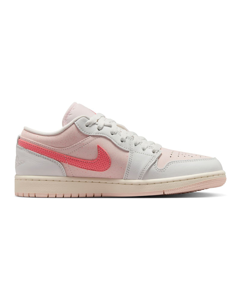 Tenis-Air-Jordan-1-LOW-SE-Feminino