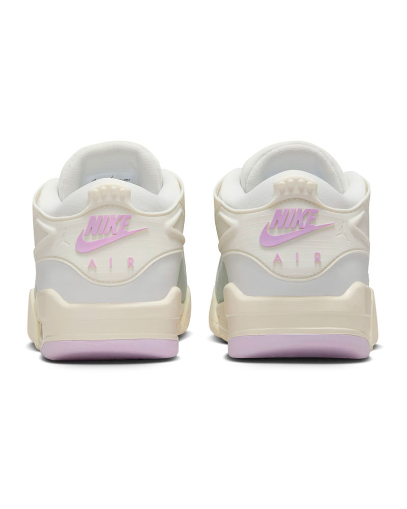 Tenis-Air-Jordan-4-Feminino