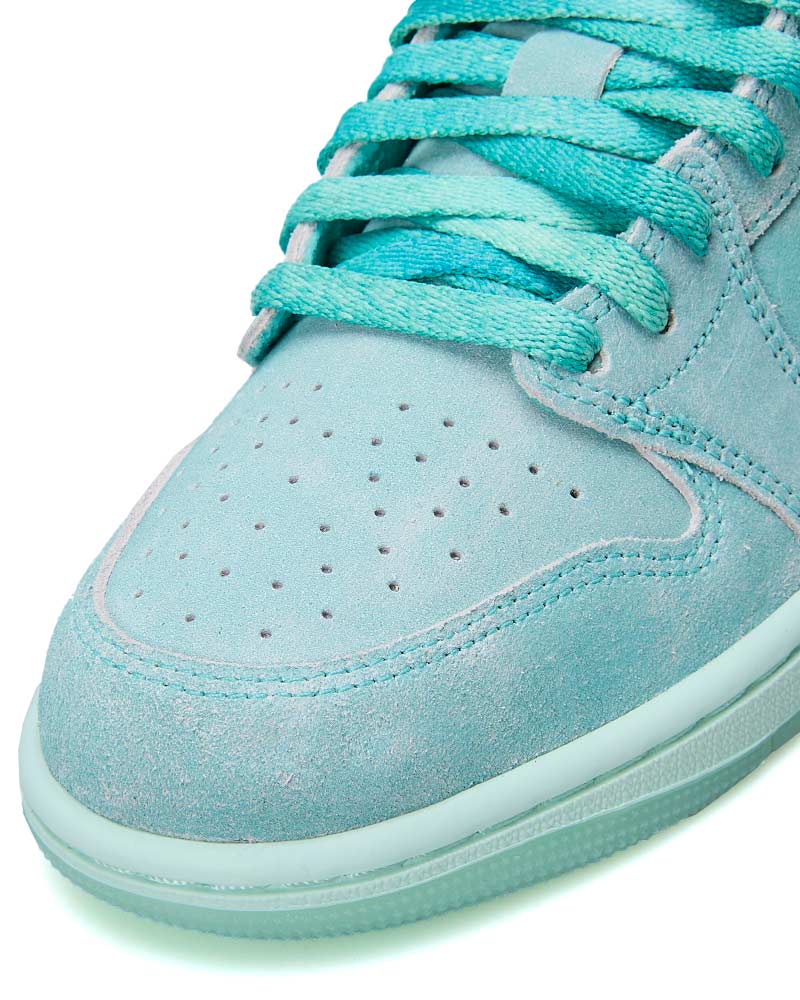 Tenis-Air-Jordan-1-Retro-Low-OG-Feminino