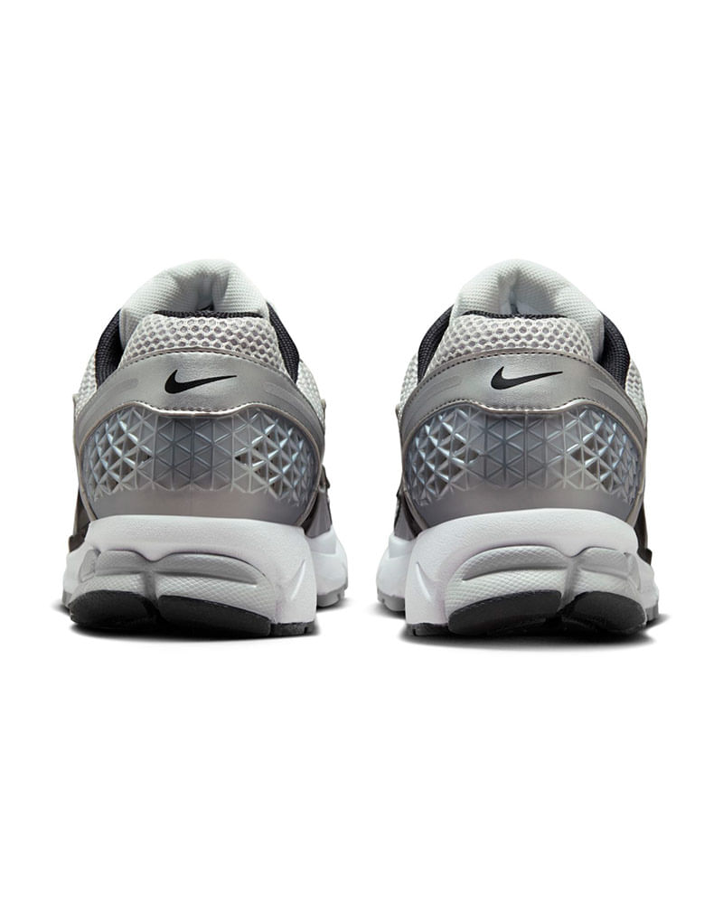 Tenis-Nike-Vomero-Masculino