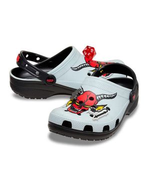 Sandália Crocs Stranger Things Hellfire Club Masculina