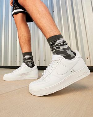 Tênis Nike Air Force 1 ´07 LE Masculino