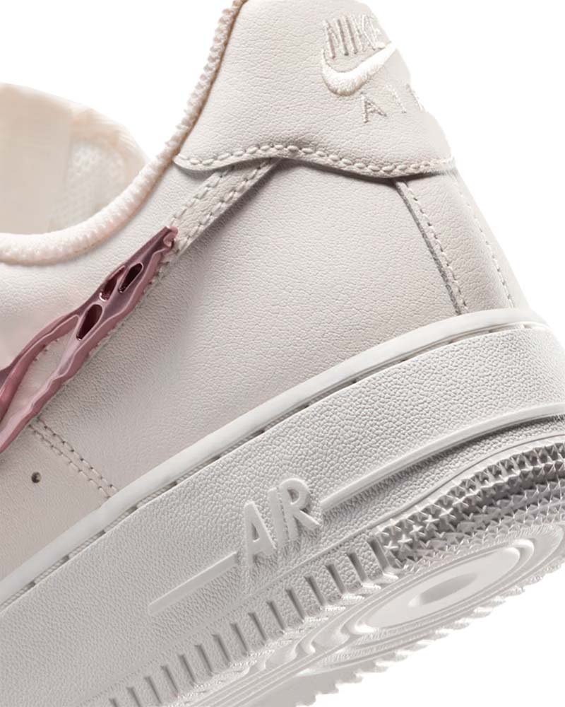 Tenis Nike Air Force 1 '07 LX Feminino| Tenis e na Authentic Feet